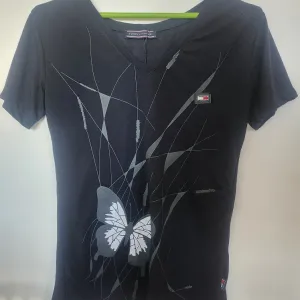 Tommy Hilfiger majica NOVO