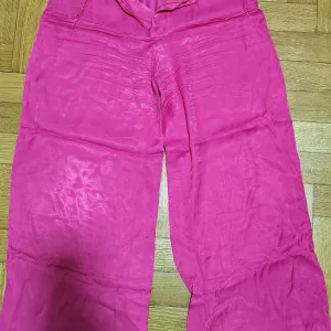 Zara pantalone