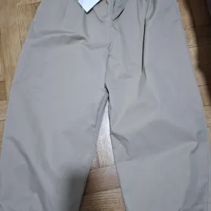 Zara globo pantalone