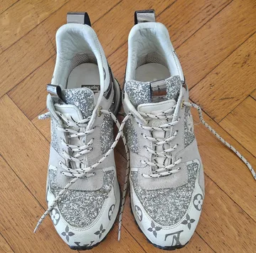 Lv Supreme patike NOVO