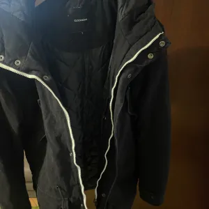 Muška jakna duža S velicina