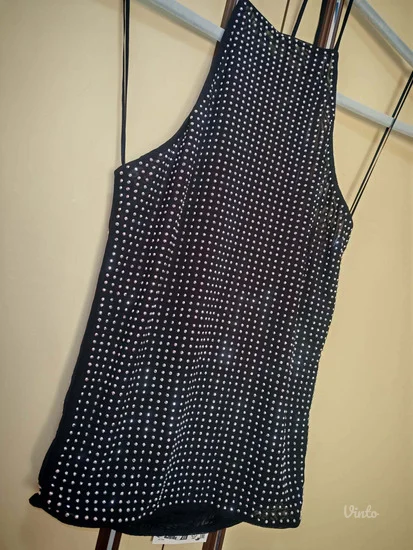 Novo sa etiketom, zara topic sa kristalima s / m