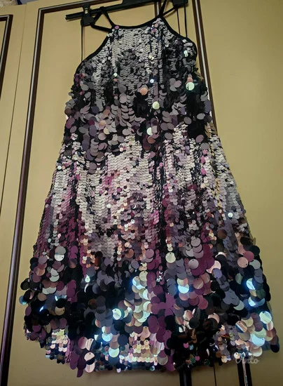 Bershka sjokicava haljina m - l sa etiketom