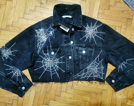 Zara jakna sa cirkonima oversize moze od XS do M/L