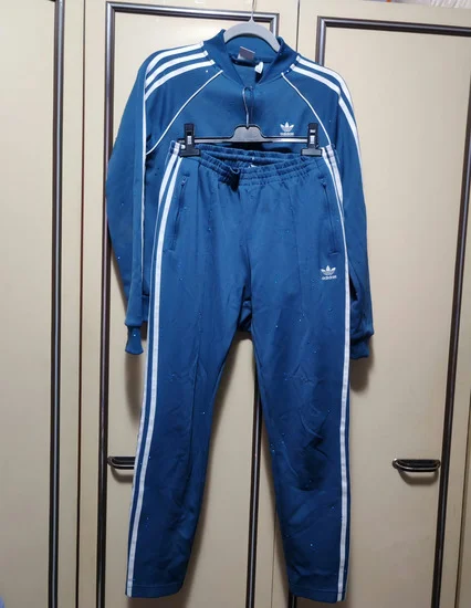 Adidas zeleno-plavi komplet s/m sa cirkonima