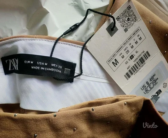 Zara pantalone sa cirkonima s - m