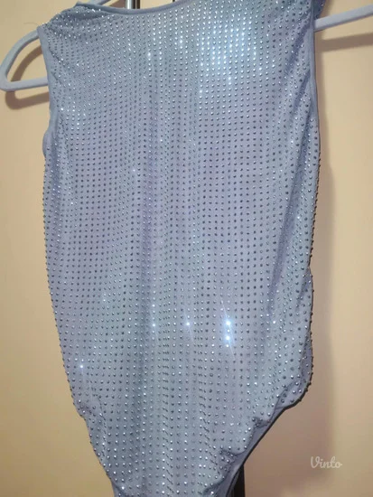 sa etiketom, Zara body sa kristalima M, moze S