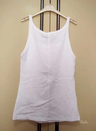 Zara pamucna majica na bretele sa cirkonima M - L