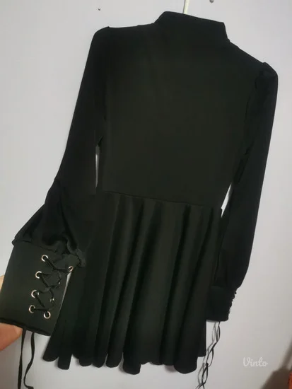 Novo! Goth haljina sa kragnom S-M