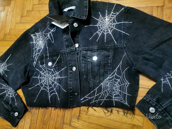 Zara jakna sa cirkonima oversize moze od XS do M/L