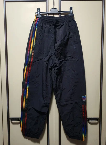 Adidas original suskave pantalone s/m