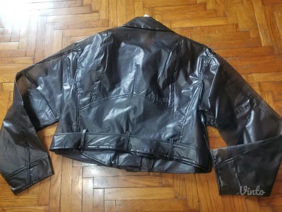 Zara PVC kišna poluprozirna bajker jakna S-M