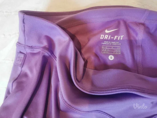 NOVO original Nike DRI FIT suknja sorts S, odg - M