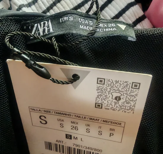 Zara drapirana crna haljina cela od cirkona, xs/s