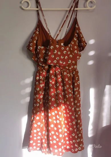 Cvetna haljina cigla boje S-M