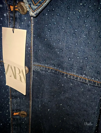 Zara denim jakna sa kamencicima M, etiketa