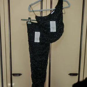 Zara cipkasti komplet sa cirkonima s - m, snizeno