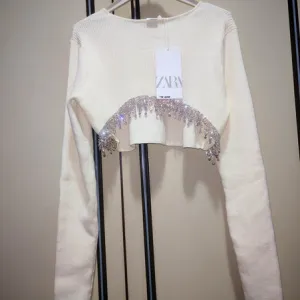 Zara crop top bluza sa kristalima s- M
