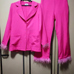 Pink komplet sa perjem S/M