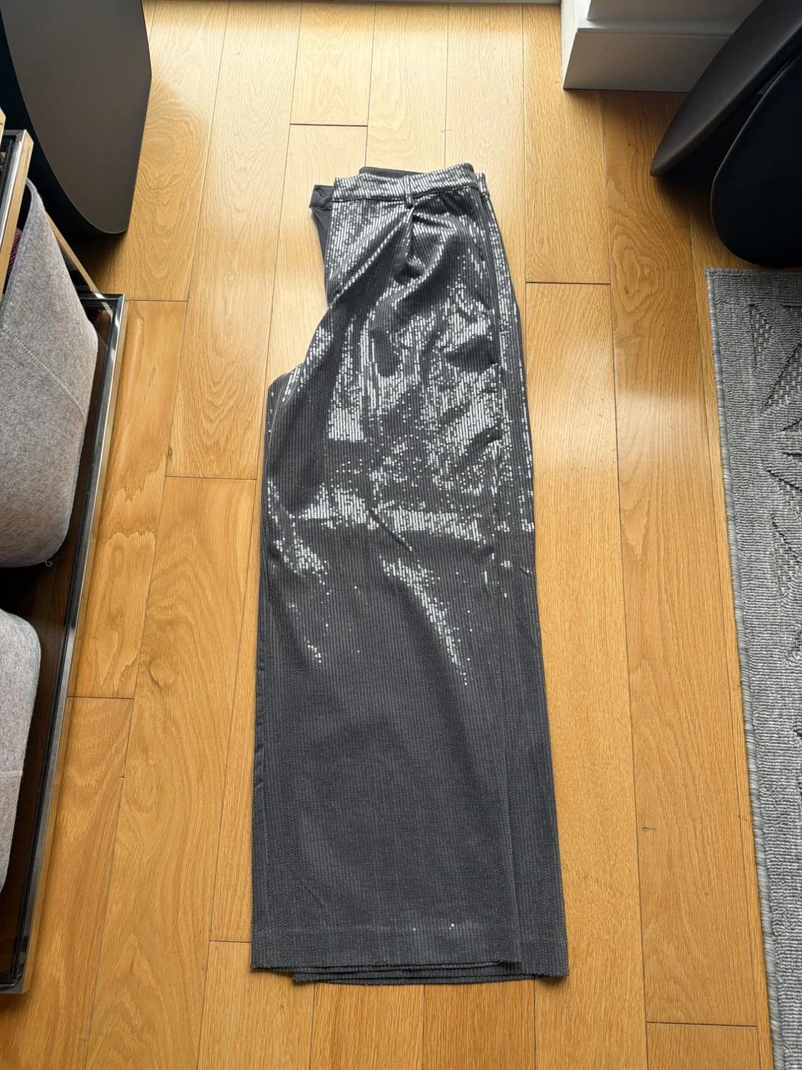 Zara poslovne pantalone sljokicave M