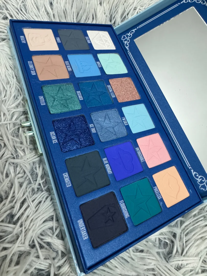 Jeffree Star Blue Blood paleta senki