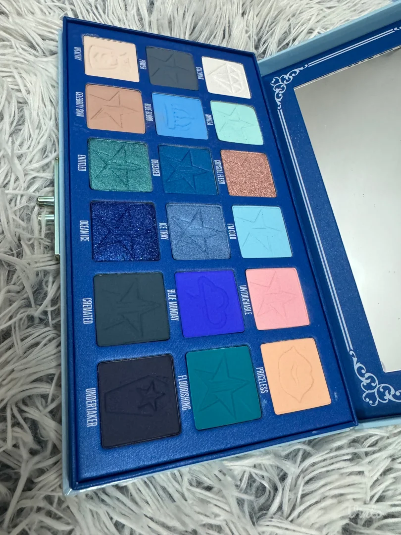 Jeffree Star Blue Blood paleta senki