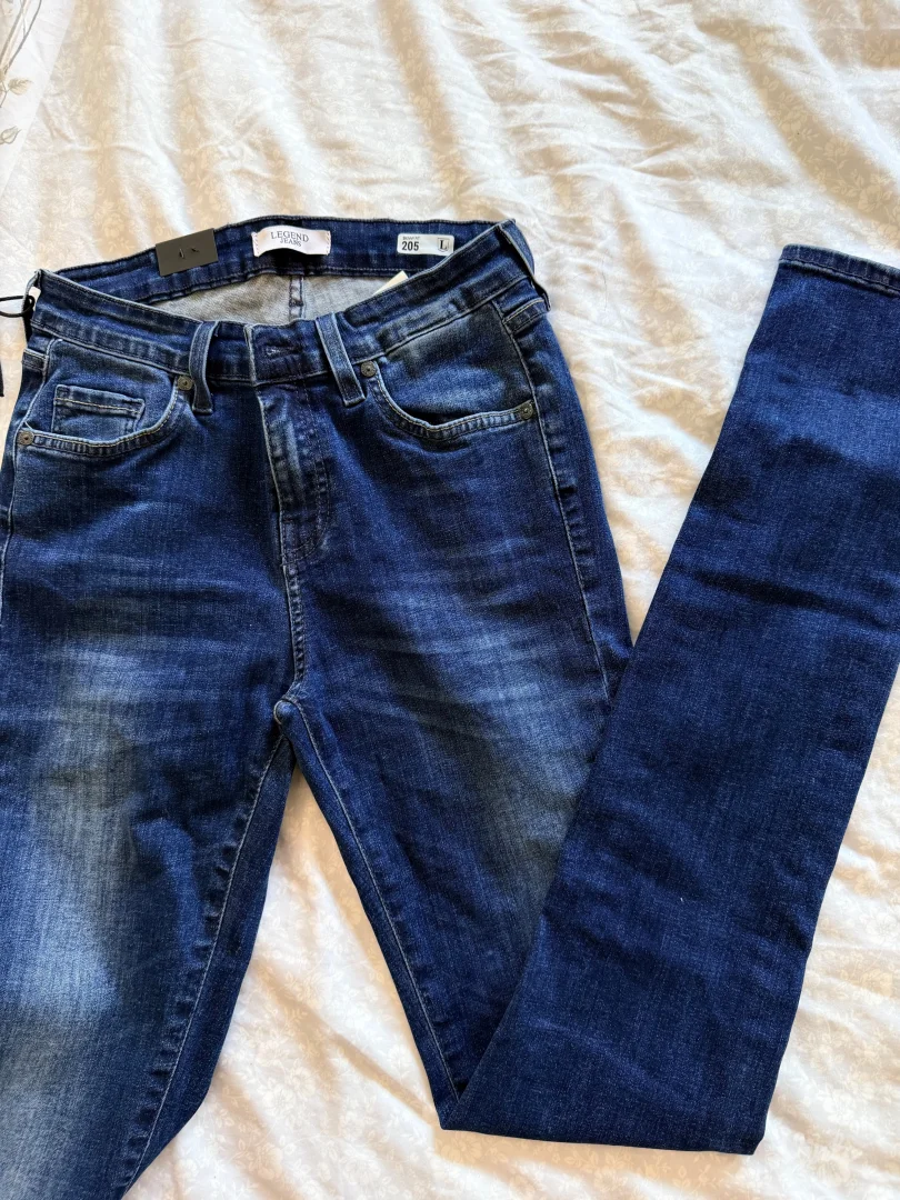 Nove ženske Legend farmerke