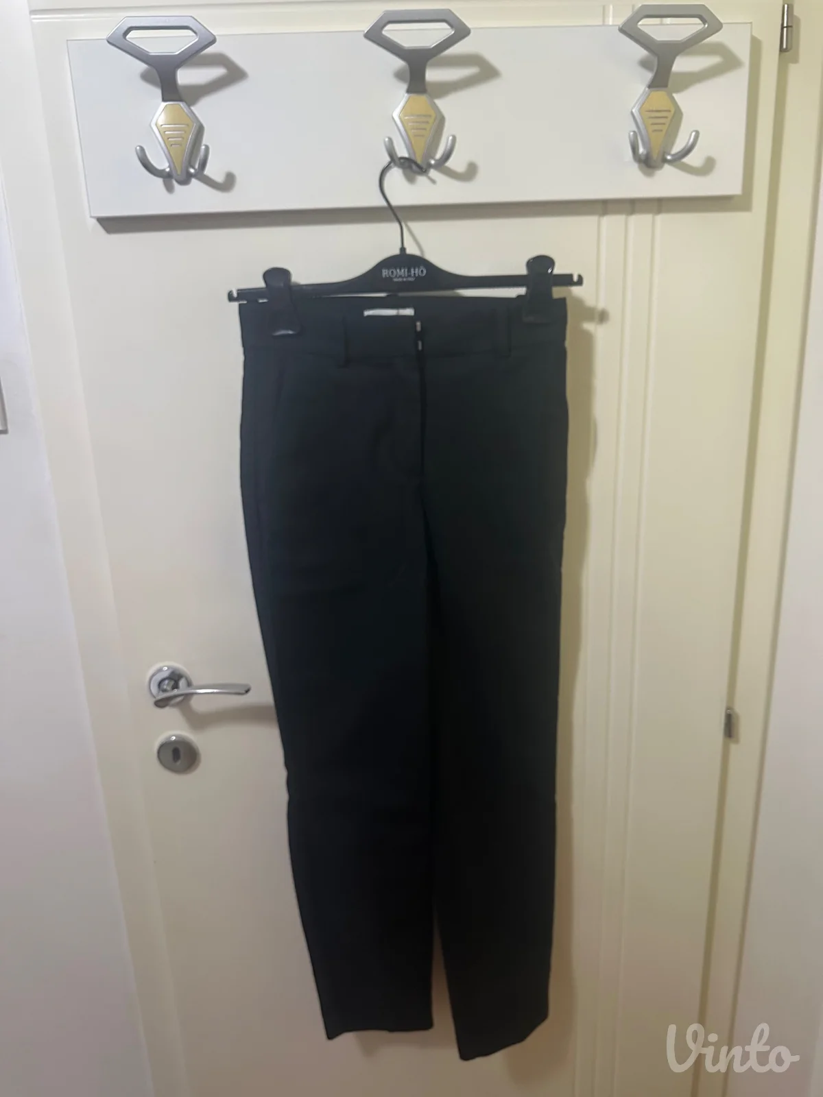 H&M pantalone crne