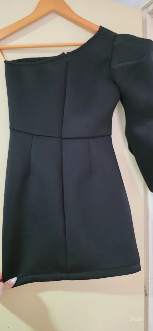 Blondy- crna haljina