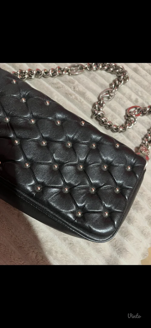 Cesare Paciotti original clutch – quilted, metal chain, prava koža