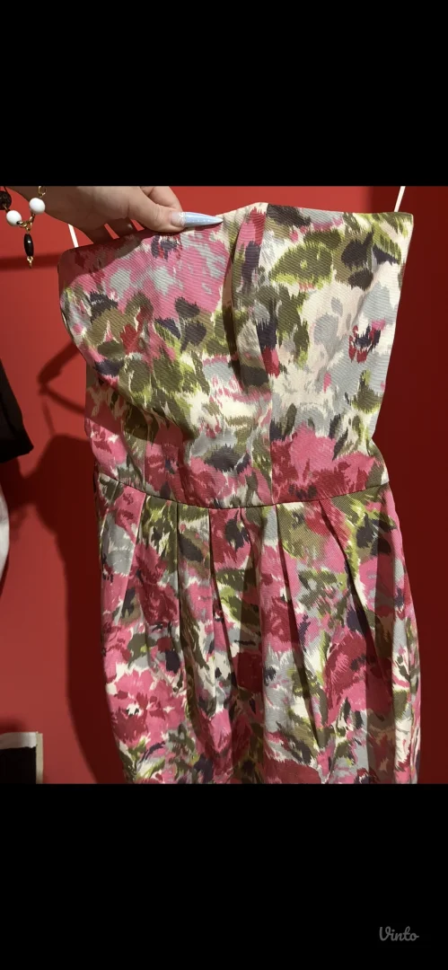 Blair Waldorf haljina