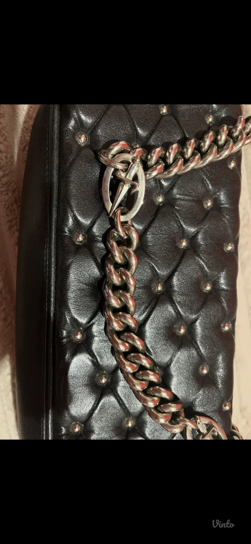 Cesare Paciotti original clutch – quilted, metal chain, prava koža