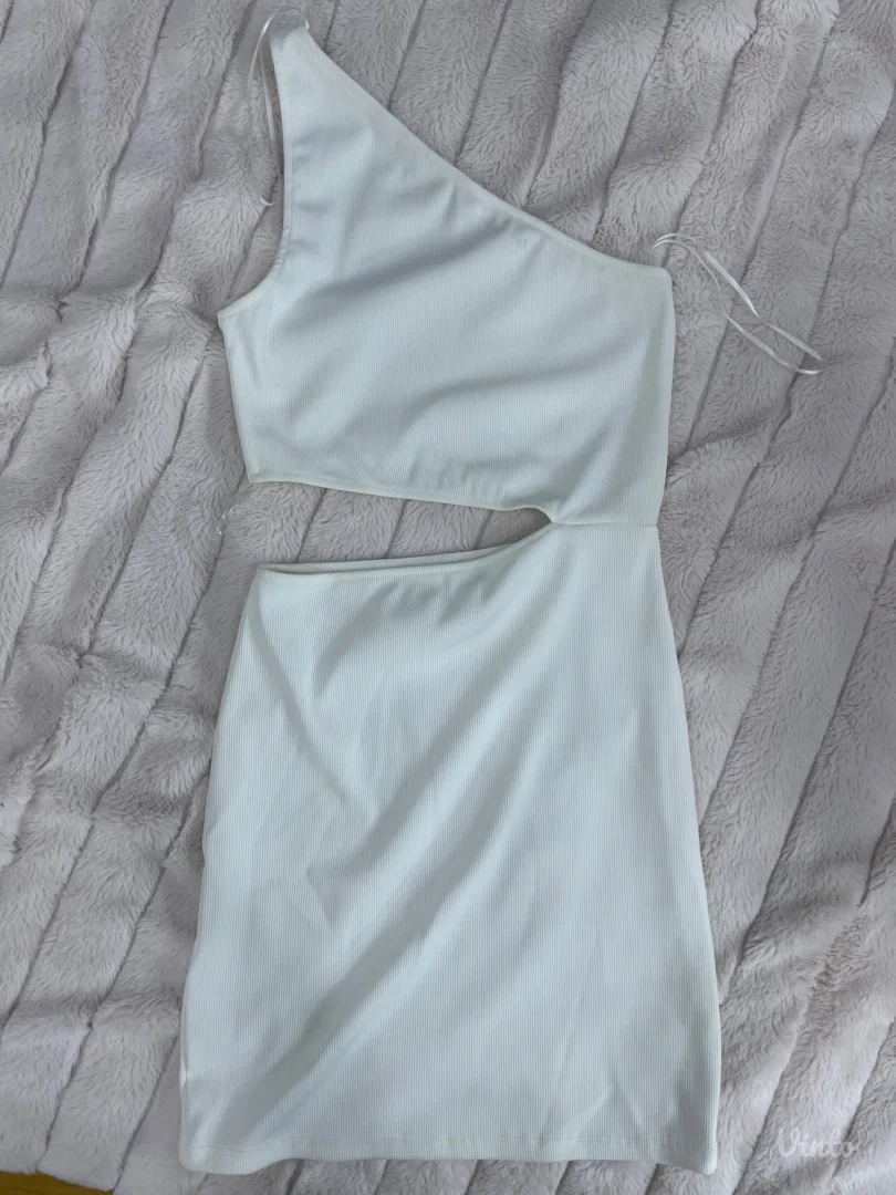 Pull&bear bela haljina