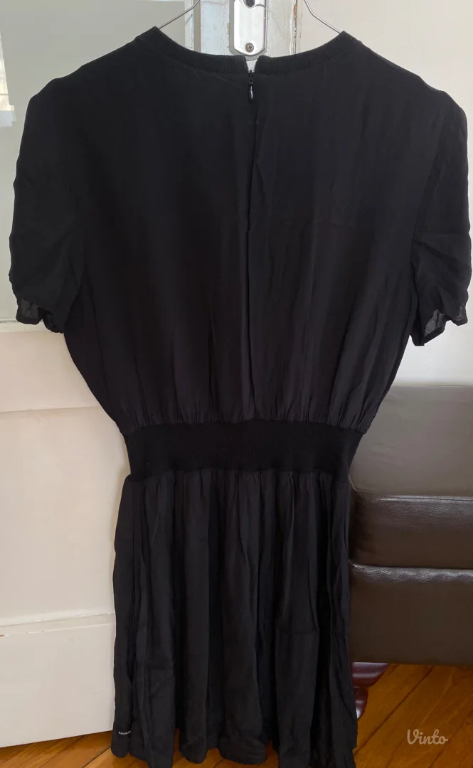 Calvin Klein- haljina