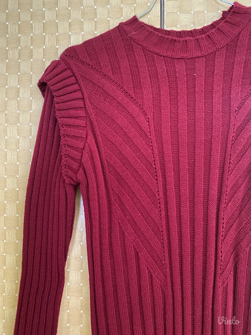 Bordo vunena haljina