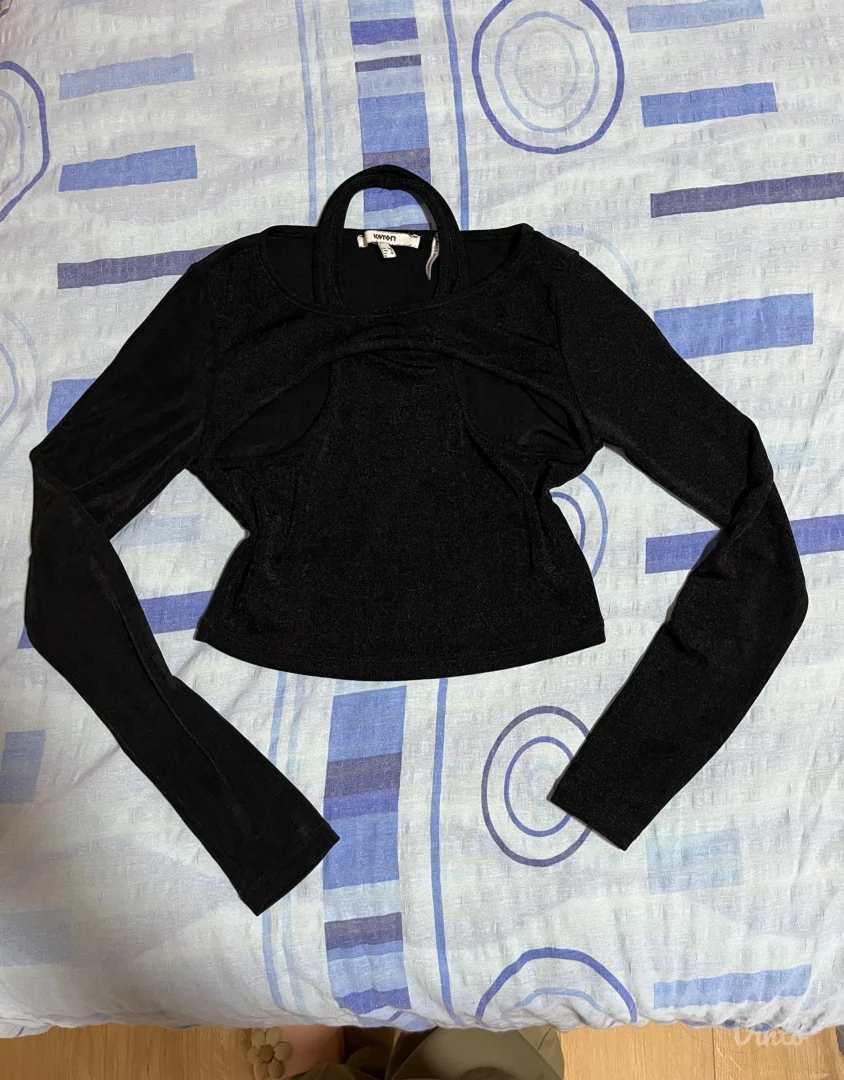 Koton top sa prorezima