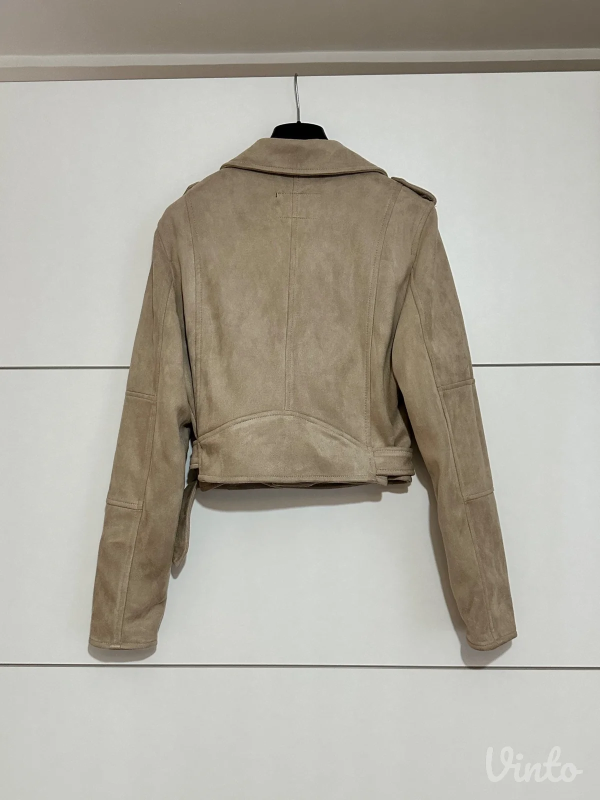 Zenska jaknica Pull and bear