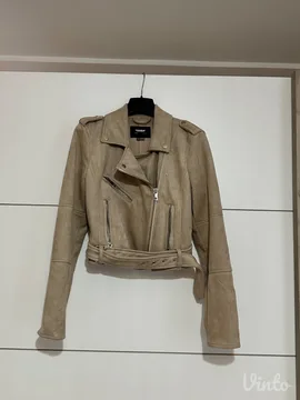 Zenska jaknica Pull and bear