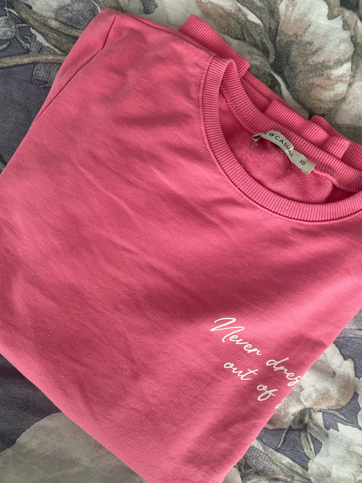 LCW Casual roze pamučni duks sa natpisom (XS)