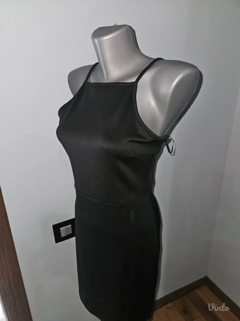 CROPP crna haljinica vel.M novo