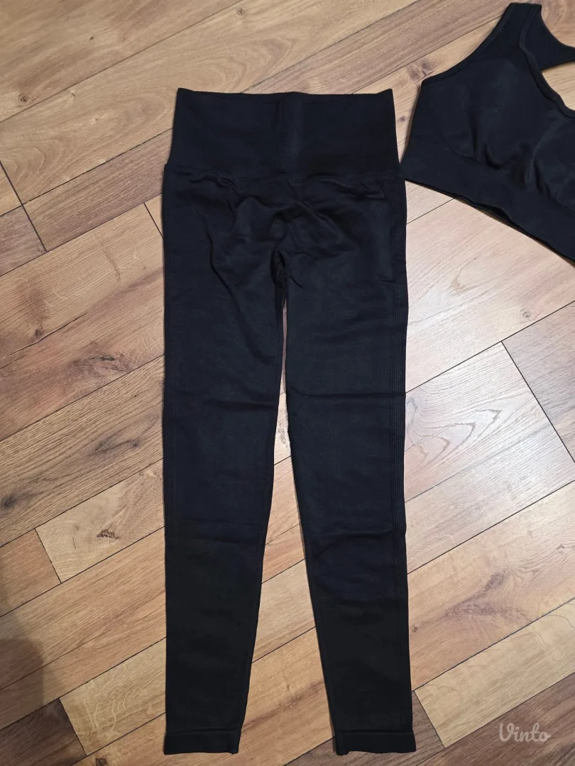 Sportski komplet vel.S-M novo