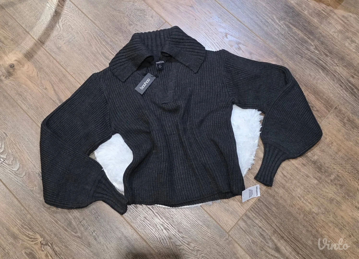 Boohoo dzemper vel.M-L novo