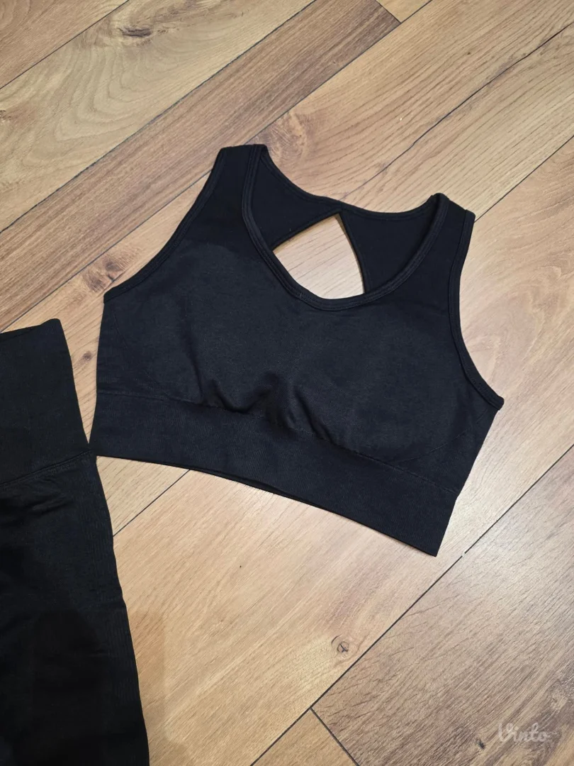 Sportski komplet vel.S-M novo