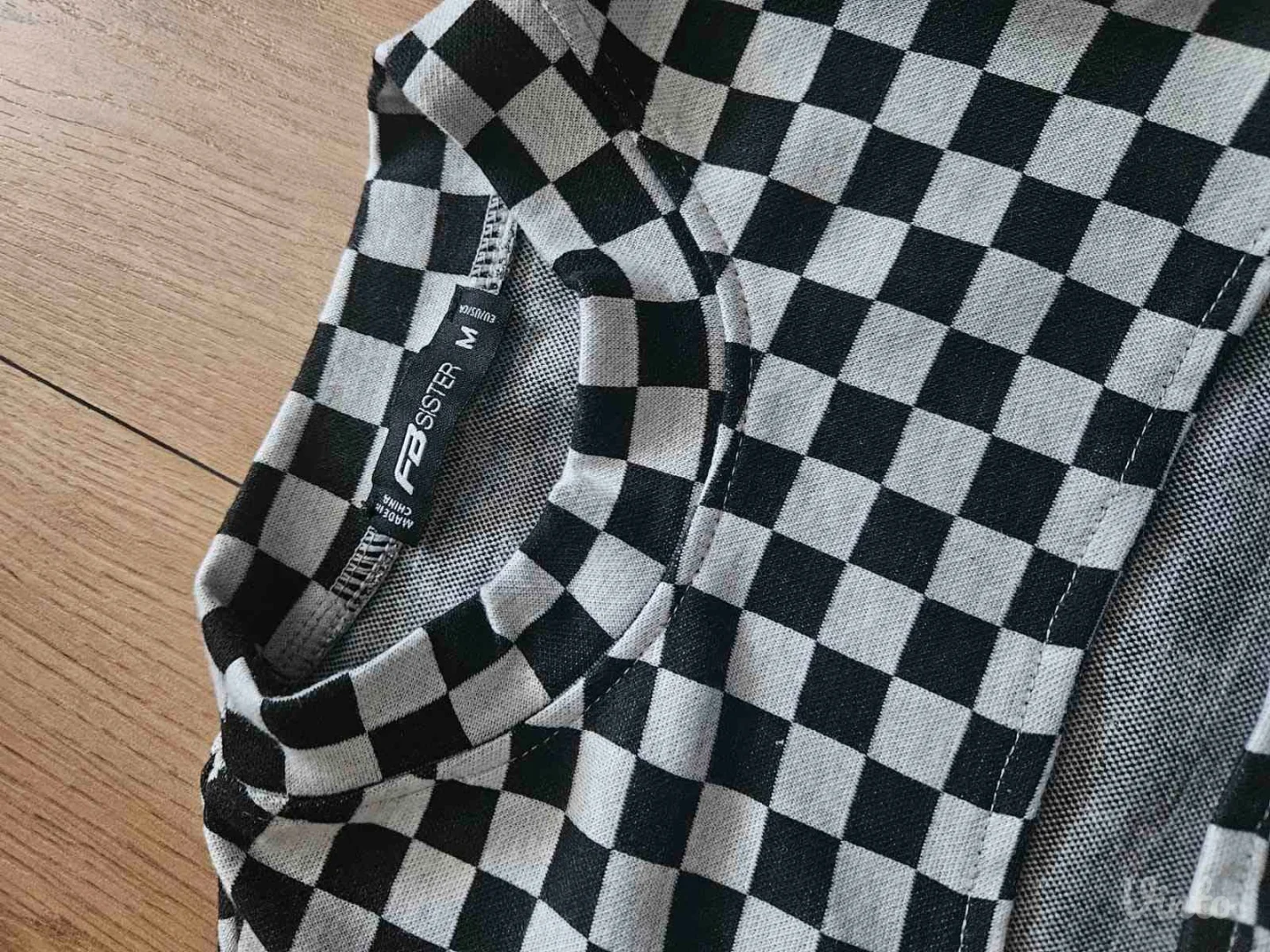 Fb Sister vel.M novo