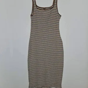 Shein haljina vel.L nova