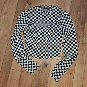 Fb Sister vel.M novo