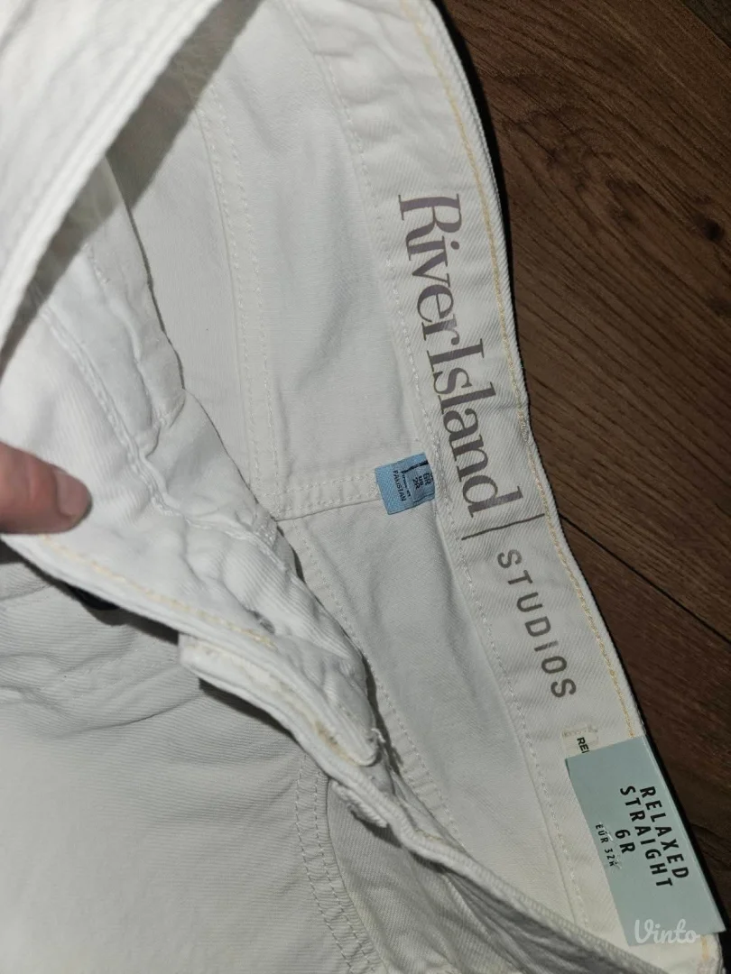 River Island bele farke M-L nove