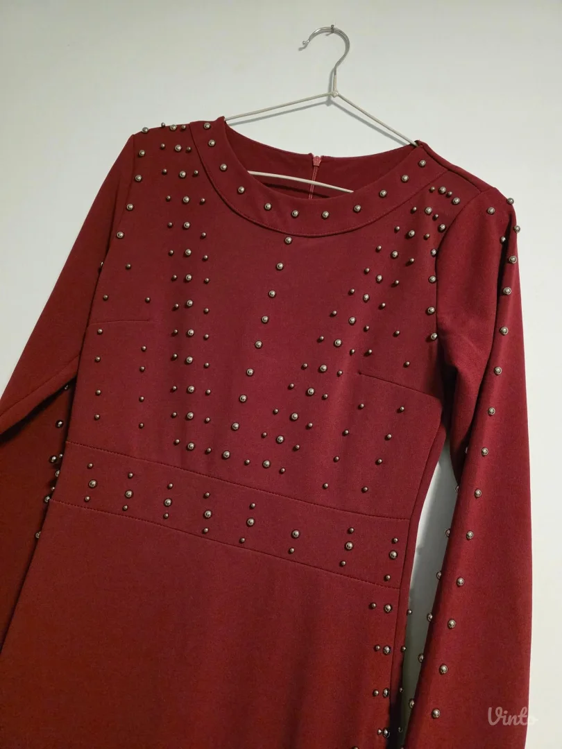 Bordo haljina sa nitnama uni vel.novo