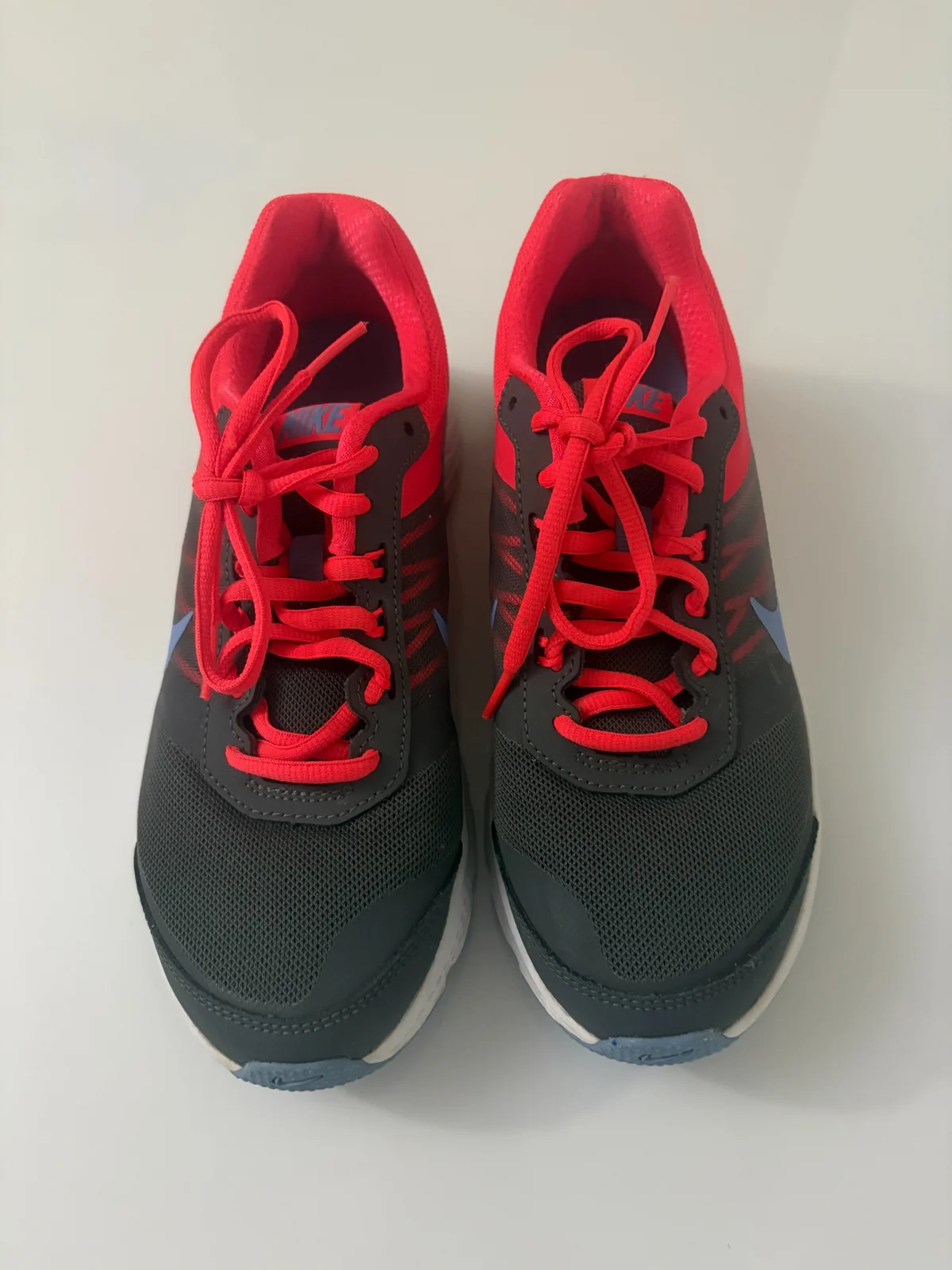 Nike Air Releniless 5