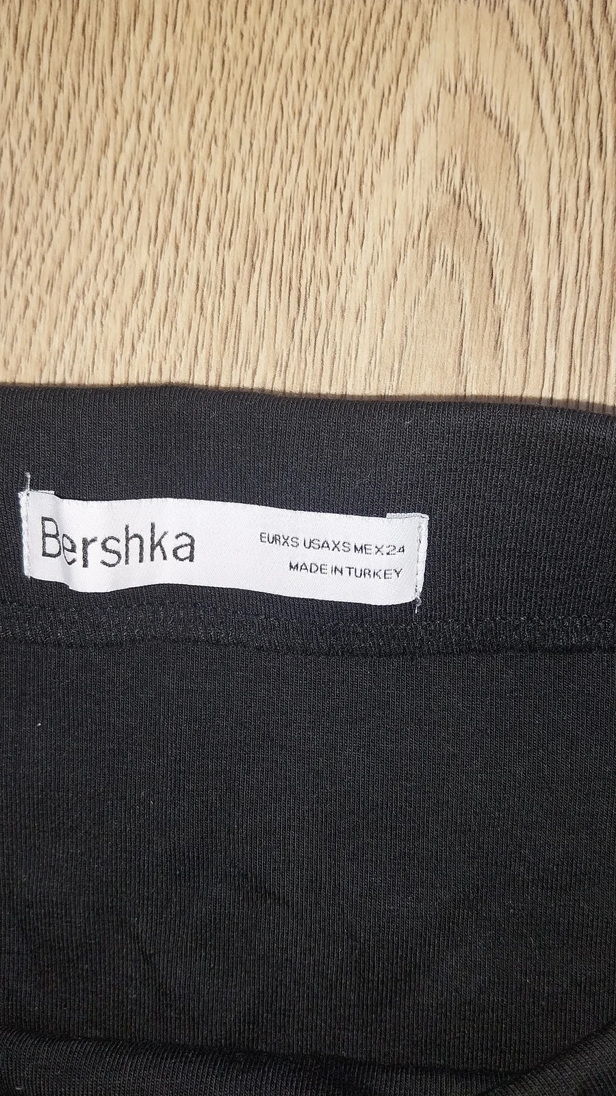 Bershka suknja